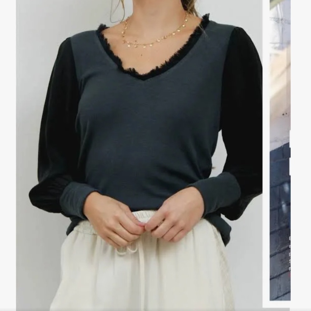 Maven West long sleeve v neck